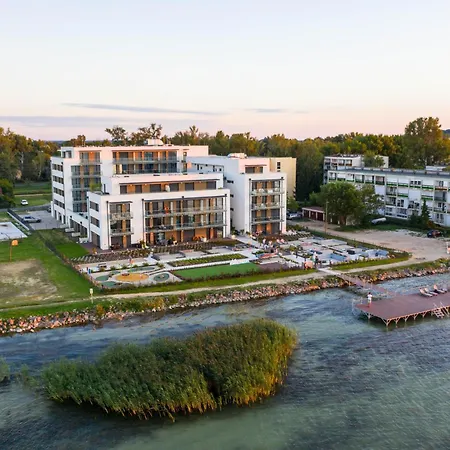 Panorama Apartman At Sunset Resort * Fonyód